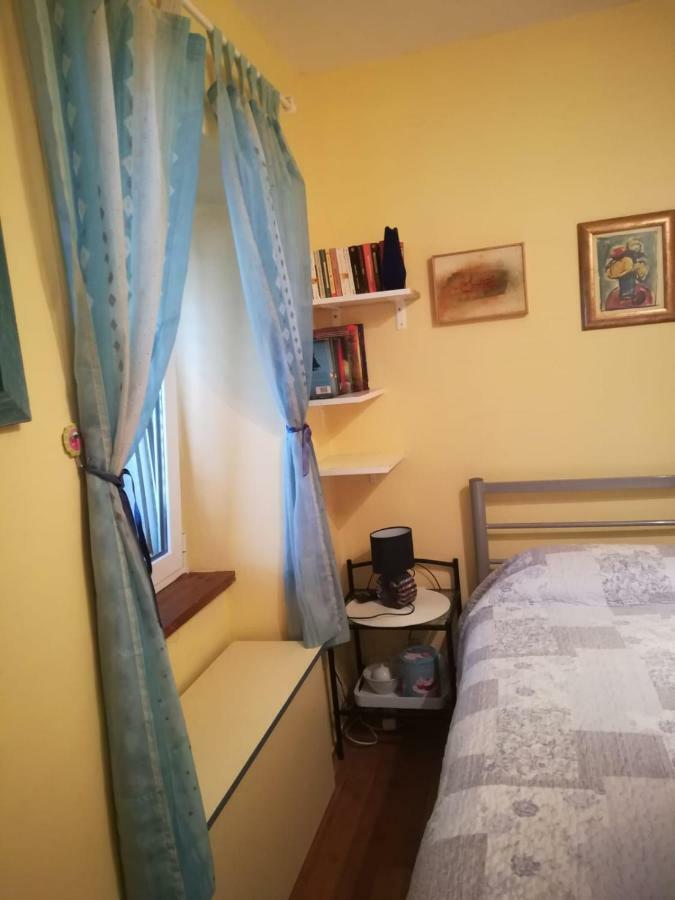 Single Rooms In The Heart Of สปลิท ภายนอก รูปภาพ