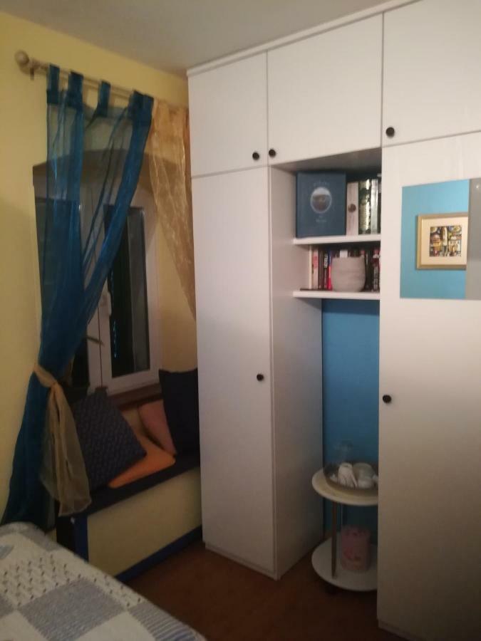 Single Rooms In The Heart Of สปลิท ภายนอก รูปภาพ